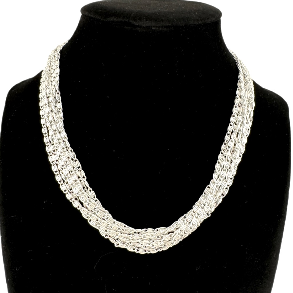 Vintage Sarah Coventry Necklace 22$